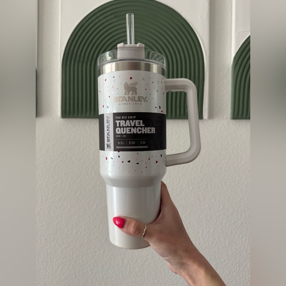 BRAND NEW WITH TAGS! STANLEY OG 40 oz terrazzo pearlescent tumbler/cup